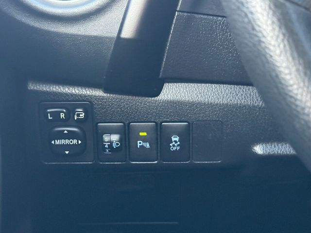 TOYOTA豐田 ALTIS  第7張相片