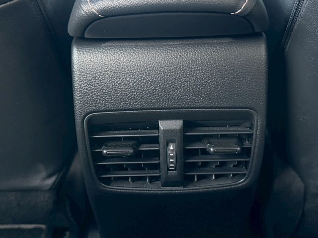 TOYOTA豐田 ALTIS  第6張相片