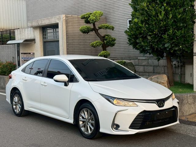 TOYOTA豐田 ALTIS  第3張相片