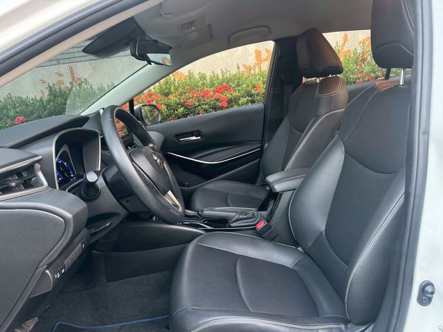 TOYOTA豐田 COROLLA ALTIS HYBRID  第10張相片