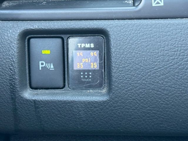 TOYOTA豐田 CAMRY HYBRID  第11張相片