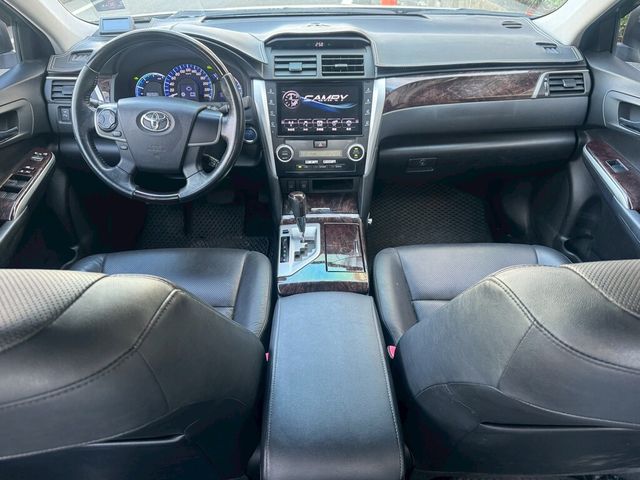 TOYOTA豐田 CAMRY HYBRID  第17張相片