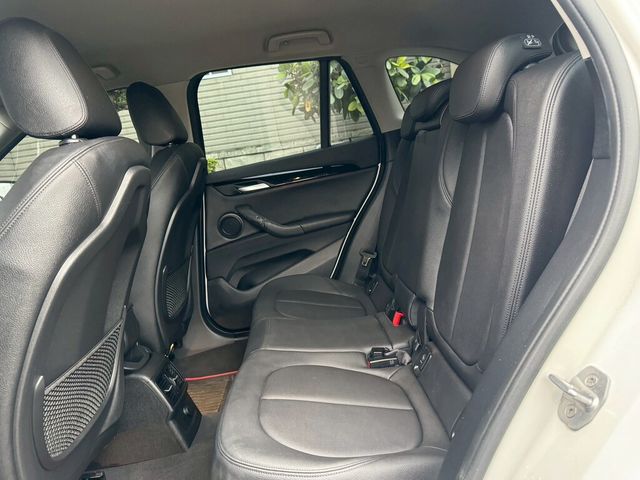 BMW寶馬 X1  第14張相片