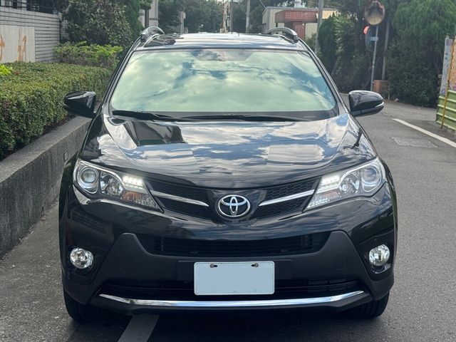 TOYOTA豐田 RAV4  第2張相片