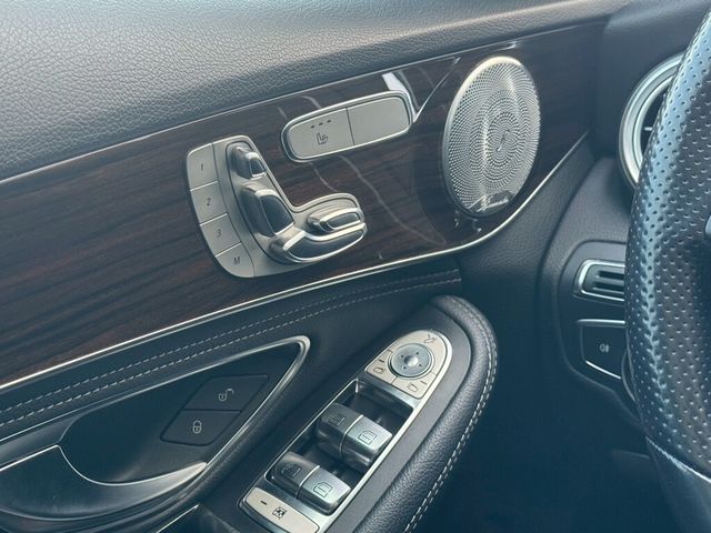 M-BENZ賓士 C300  第6張相片