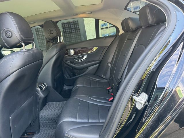 M-BENZ賓士 C300  第12張相片