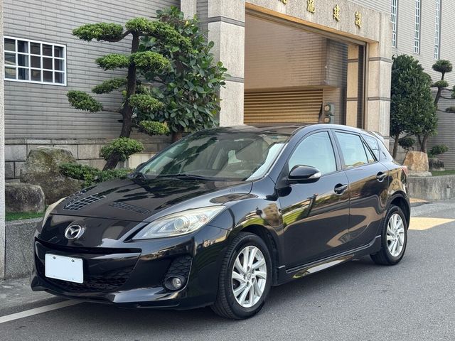 MAZDA馬自達 MAZDA 3  第1張相片