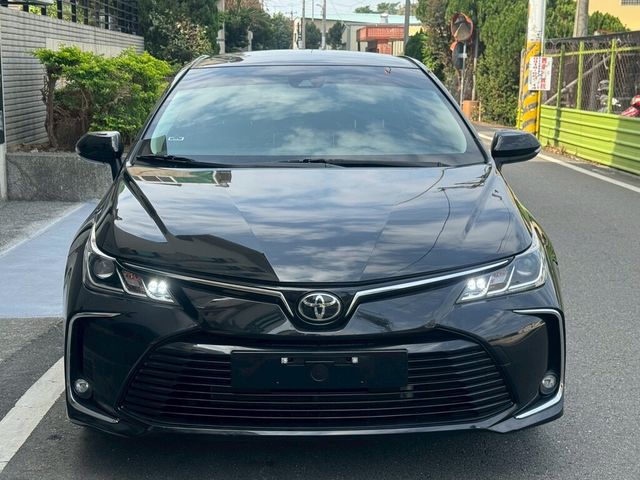 TOYOTA豐田 ALTIS  第2張相片