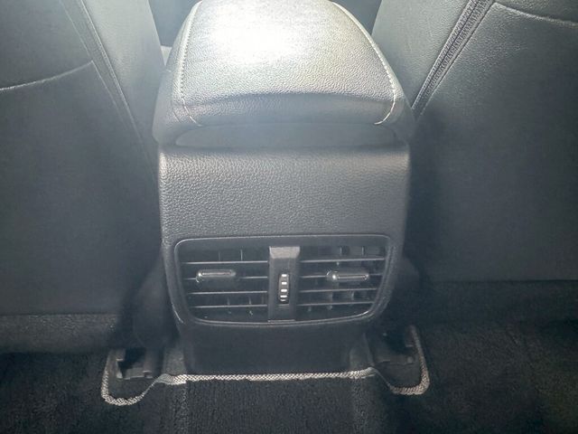 TOYOTA豐田 ALTIS  第7張相片