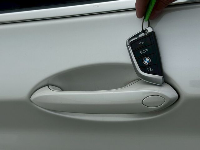 BMW寶馬 X3  第3張相片