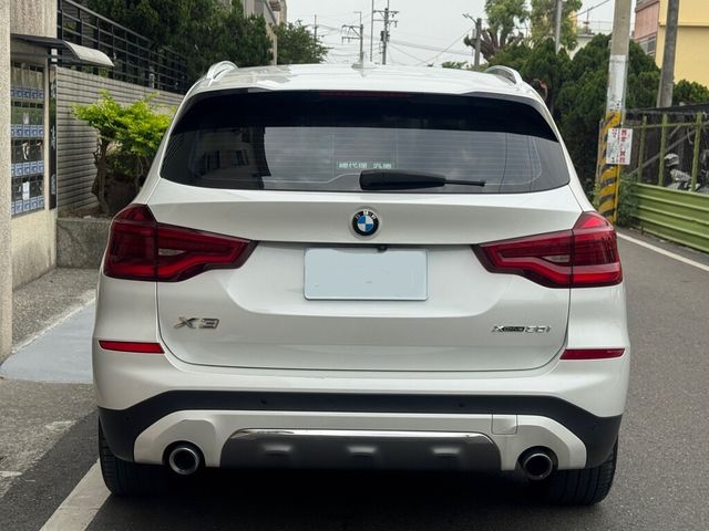 BMW寶馬 X3  第19張相片