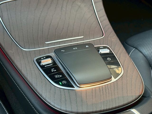 M-BENZ賓士 E300  第5張相片