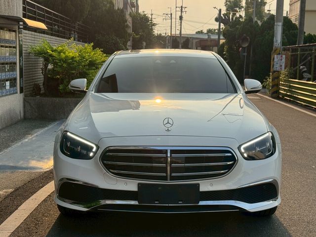 M-BENZ賓士 E300  第2張相片