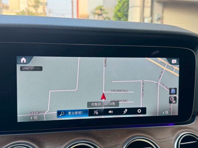 M-BENZ賓士 E300  第5張相片