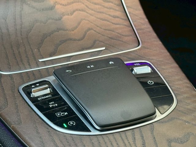 M-BENZ賓士 E300  第9張相片