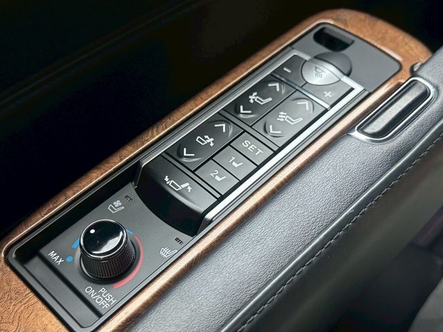 TOYOTA豐田 ALPHARD  第5張相片
