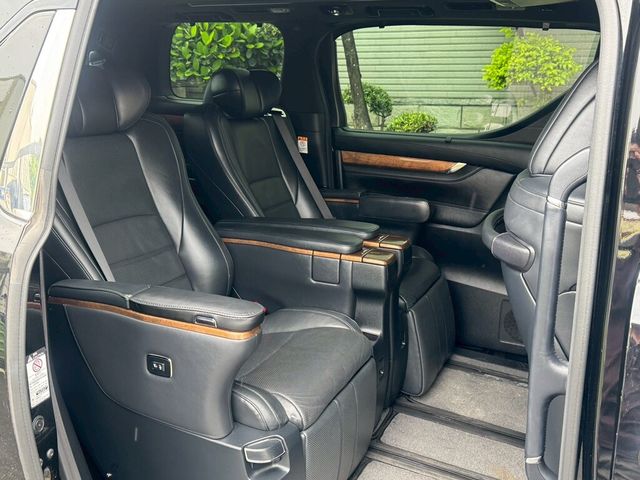 TOYOTA豐田 ALPHARD  第15張相片
