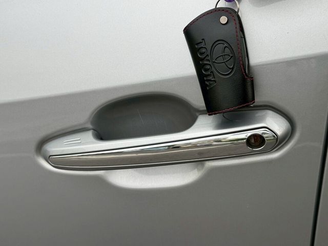 TOYOTA豐田 RAV4  第3張相片