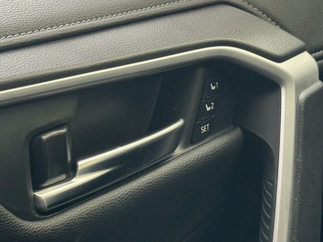 TOYOTA豐田 RAV4  第11張相片