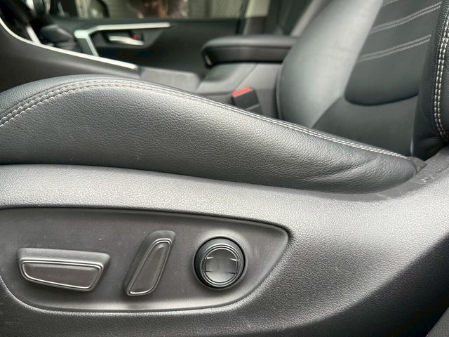 TOYOTA豐田 RAV4  第13張相片