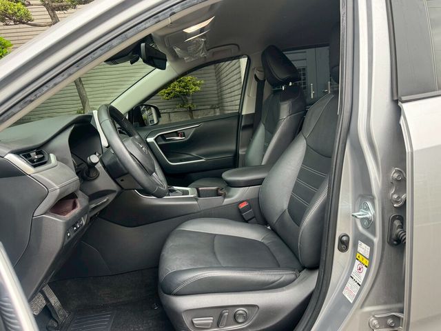 TOYOTA豐田 RAV4  第16張相片