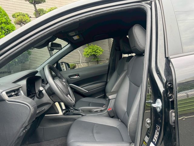 TOYOTA豐田 COROLLA CROSS HYBRID  第9張相片