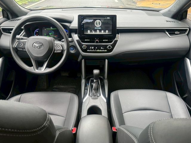 TOYOTA豐田 COROLLA CROSS HYBRID  第11張相片
