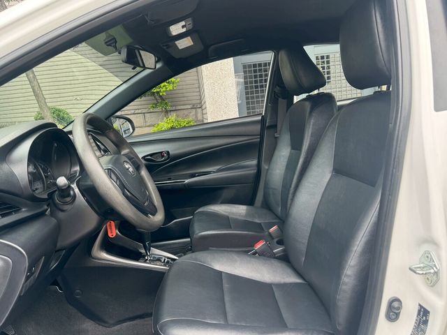 TOYOTA豐田 YARIS  第6張相片