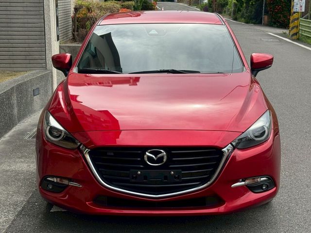 MAZDA馬自達 MAZDA 3  第2張相片