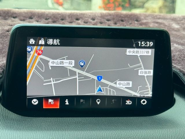 MAZDA馬自達 MAZDA 3  第8張相片