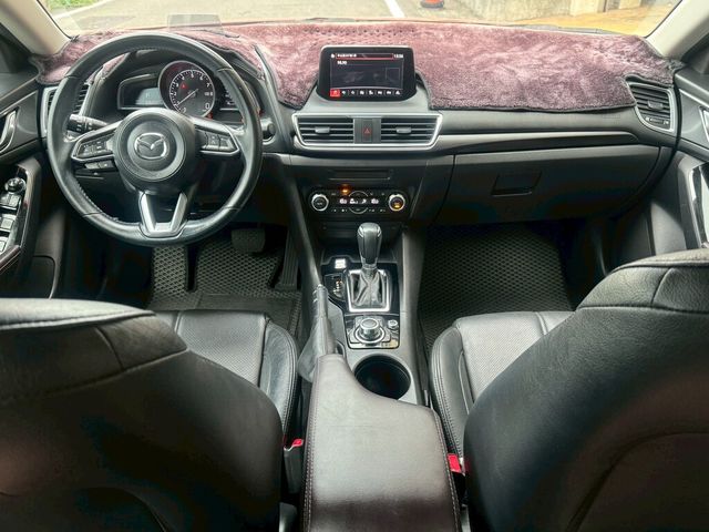 MAZDA馬自達 MAZDA 3  第13張相片
