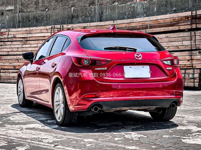 Mazda Mazda3  第7張相片