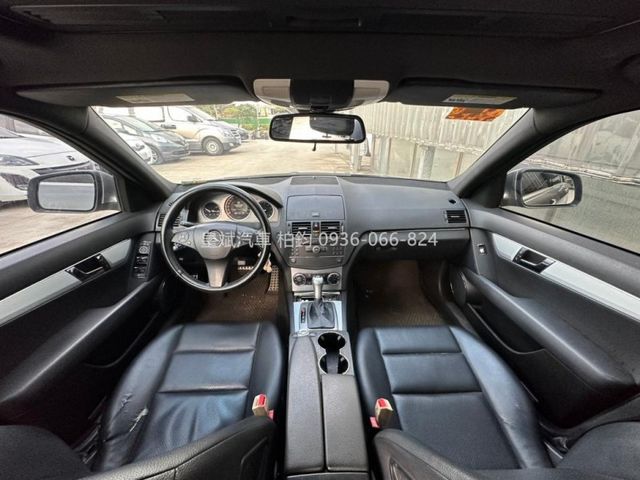 Mercedes-Benz/賓士 C300  第1張相片