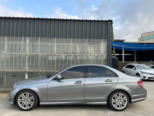 Mercedes-Benz/賓士 C300  第5張相片