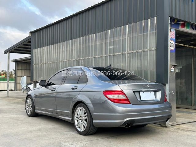 Mercedes-Benz/賓士 C300  第6張相片