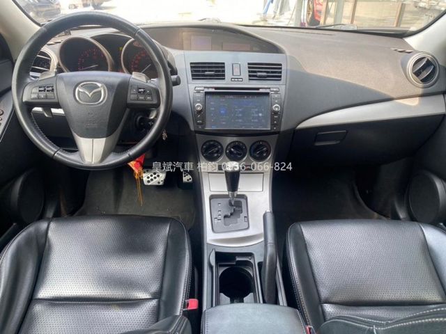Mazda Mazda3  第8張相片