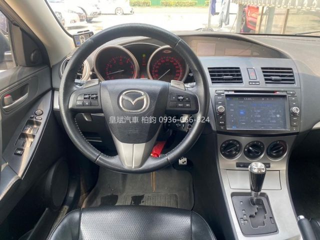 Mazda Mazda3  第9張相片