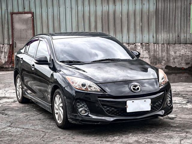 Mazda Mazda3  第7張相片