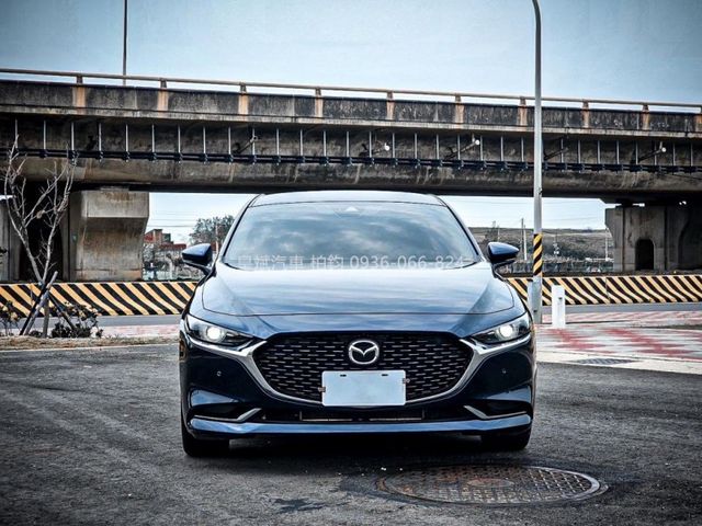 Mazda Mazda3  第5張相片
