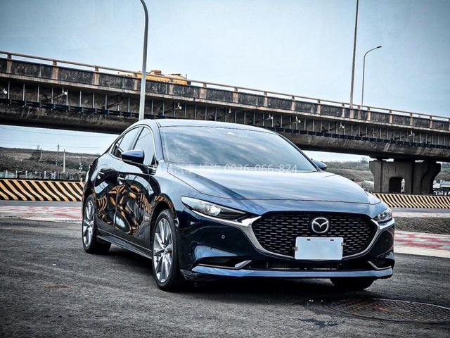 Mazda Mazda3  第6張相片