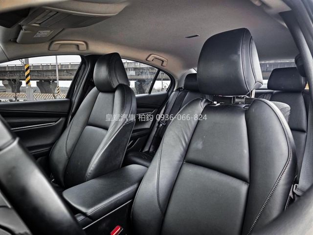 Mazda Mazda3  第11張相片
