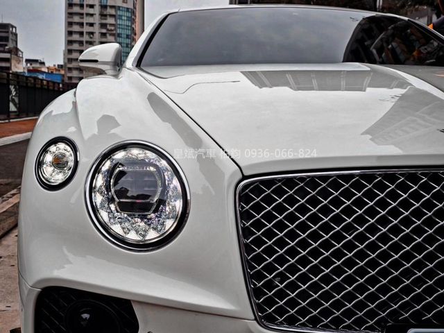 Bentley  Continental GT  第13張相片