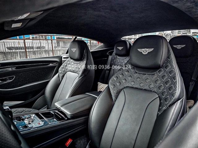 Bentley  Continental GT  第15張相片