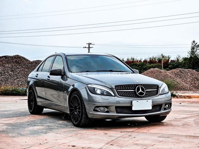 Mercedes-Benz/賓士 C300  第2張相片