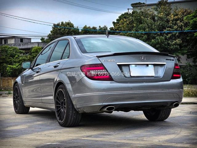 Mercedes-Benz/賓士 C300  第3張相片