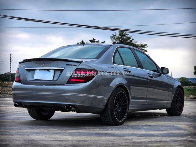 Mercedes-Benz/賓士 C300  第4張相片