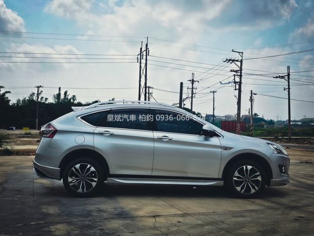 Luxgen U6 Turbo  第6張相片
