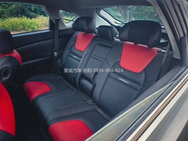 Luxgen U6 Turbo  第7張相片