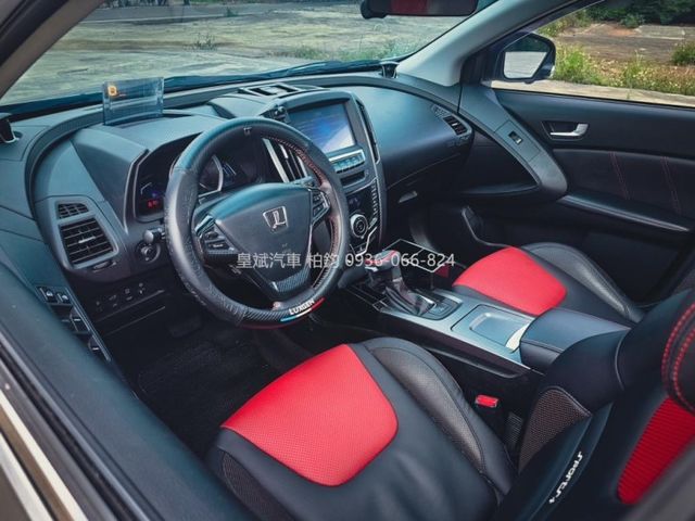 Luxgen U6 Turbo  第11張相片