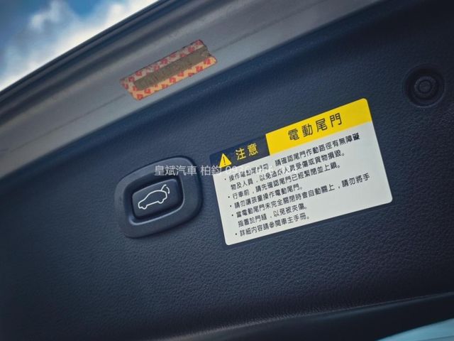 Luxgen U6 Turbo  第14張相片